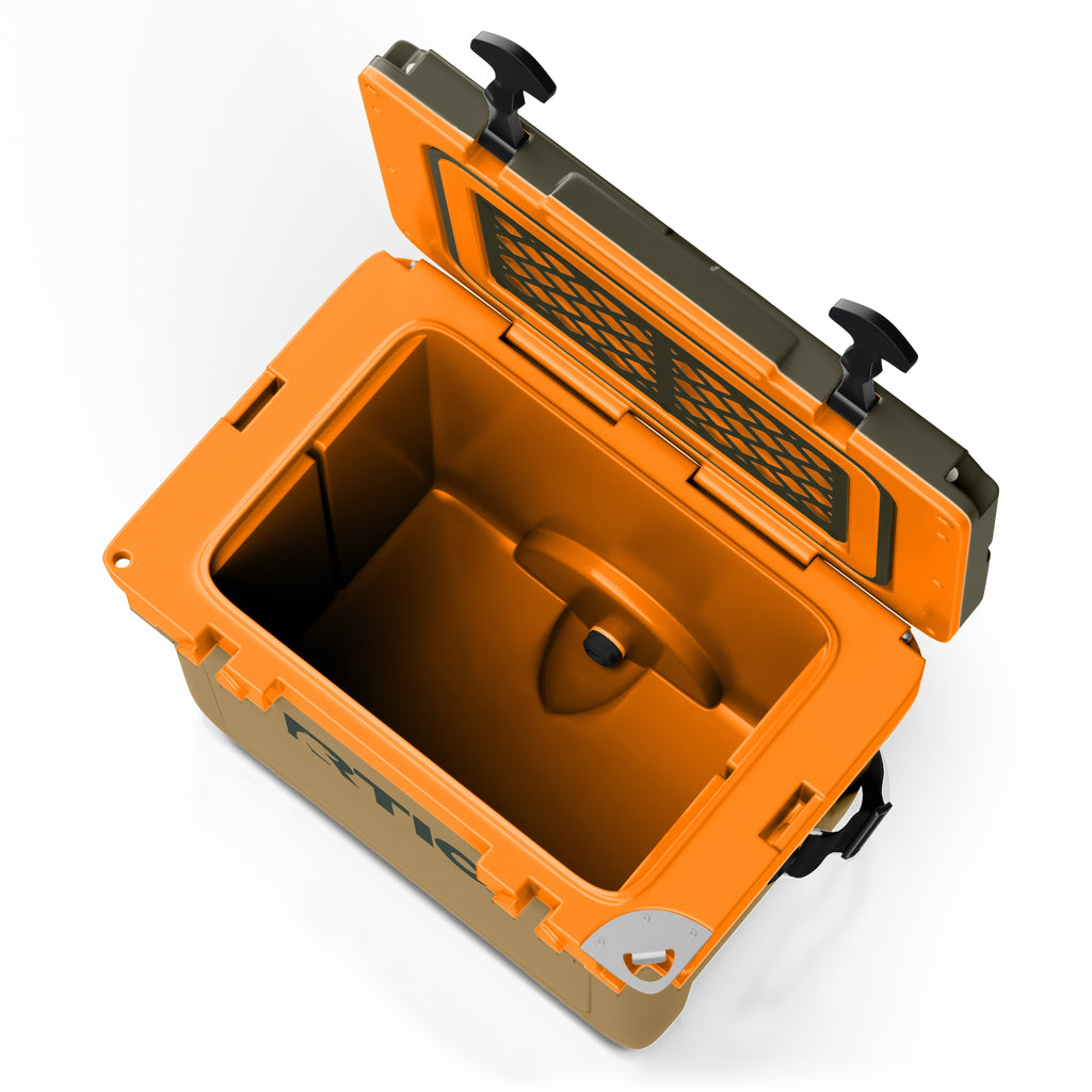 22 QT Ultra-Light Cooler (IQL3)