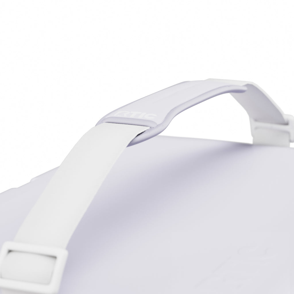 22 QT Ultra-Light Cooler (IQL3)