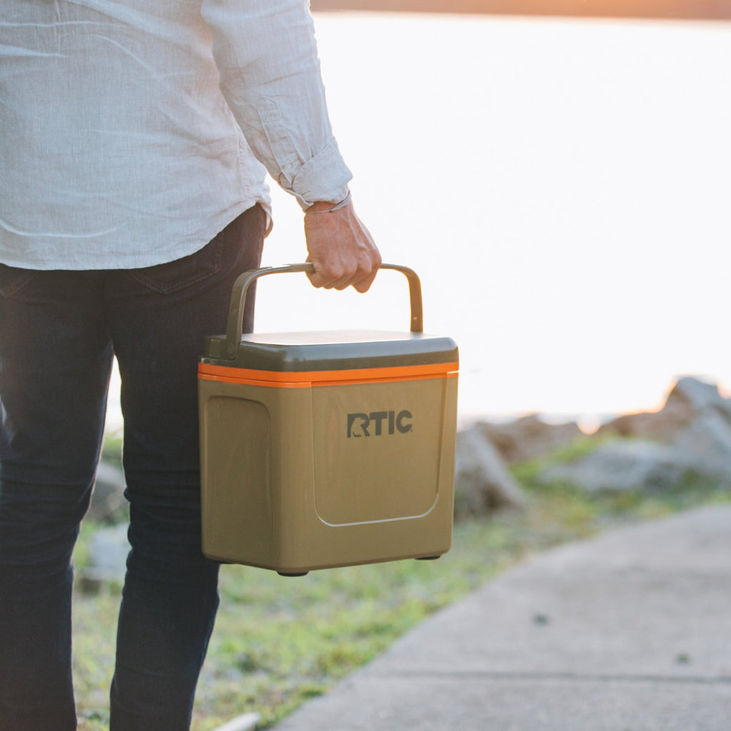 8 QT Road Trip Personal Cooler (LL4S)
