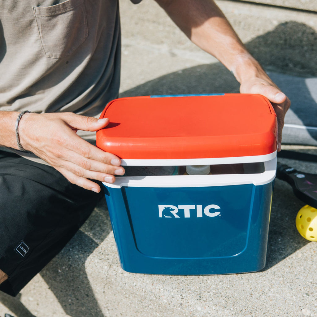 8 QT Road Trip Personal Cooler (KCQB)