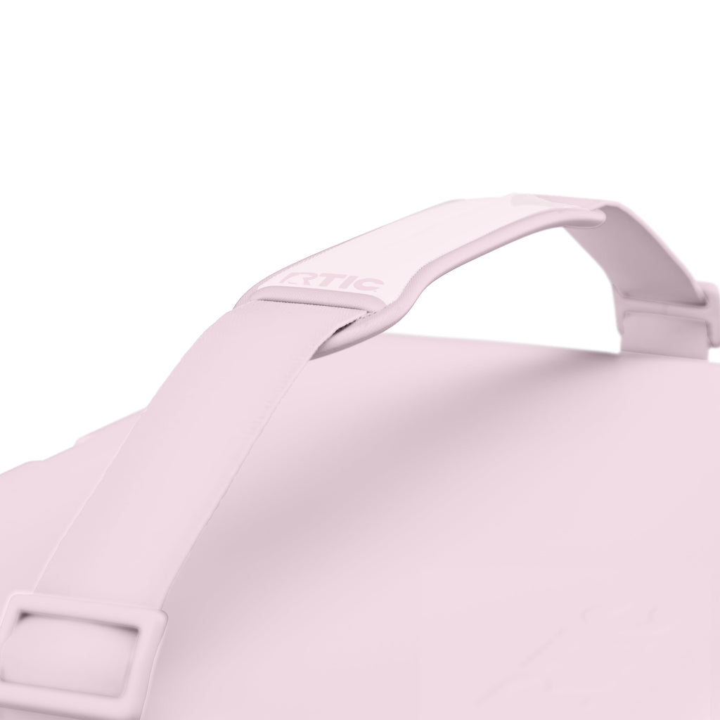 22 QT Ultra-Light Cooler (8KFY)