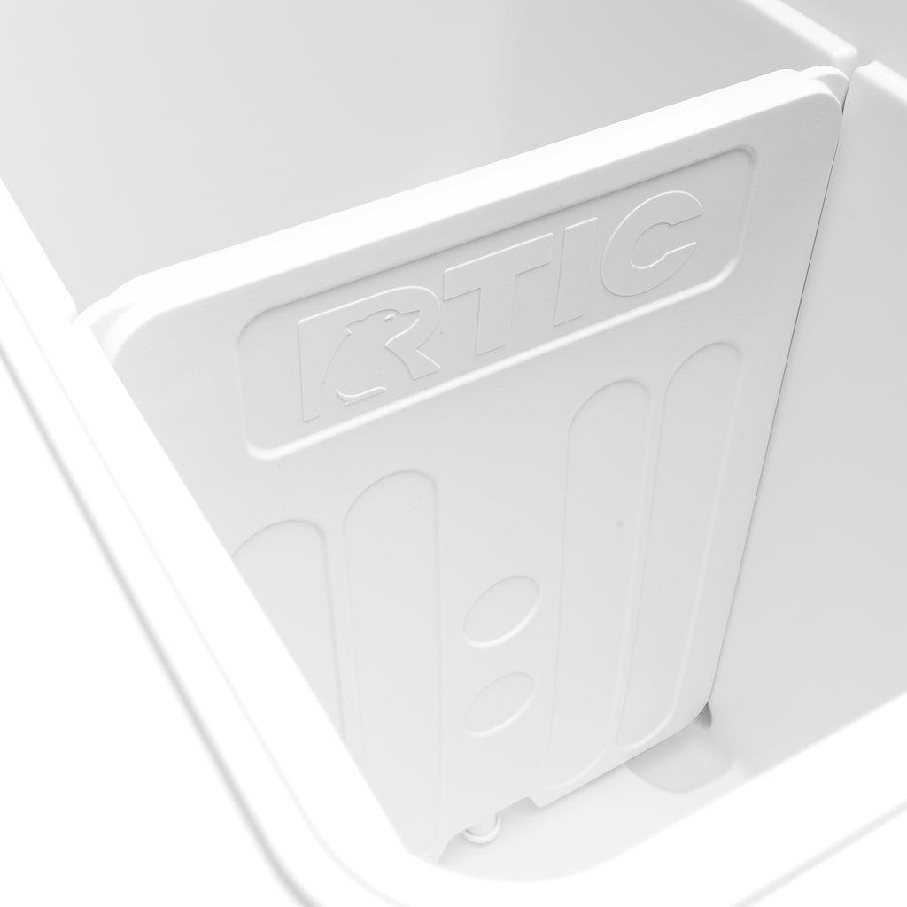 45 QT Ultra-Tough Wheeled Cooler (9A6U)