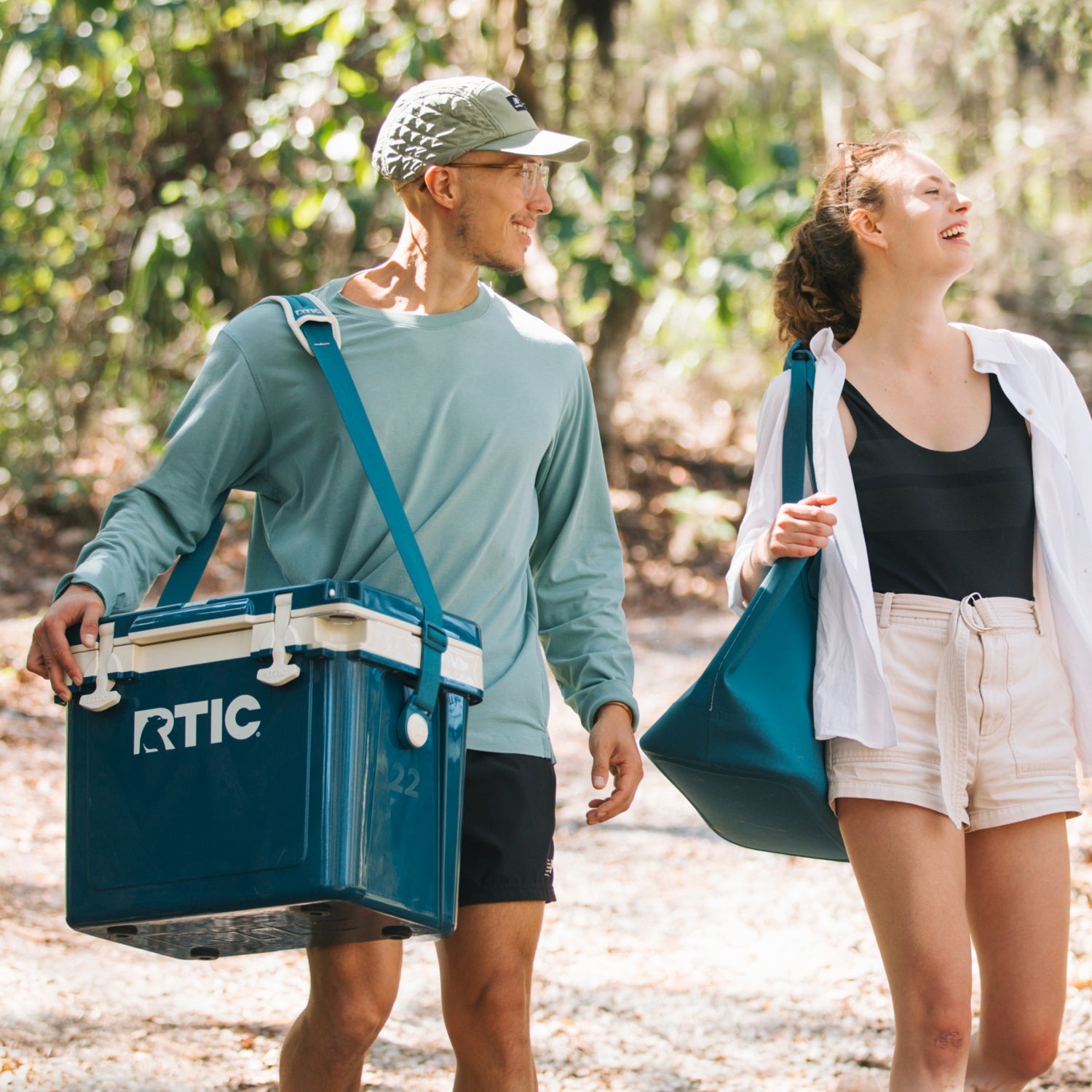 22 QT Ultra-Light Cooler (8KFY)