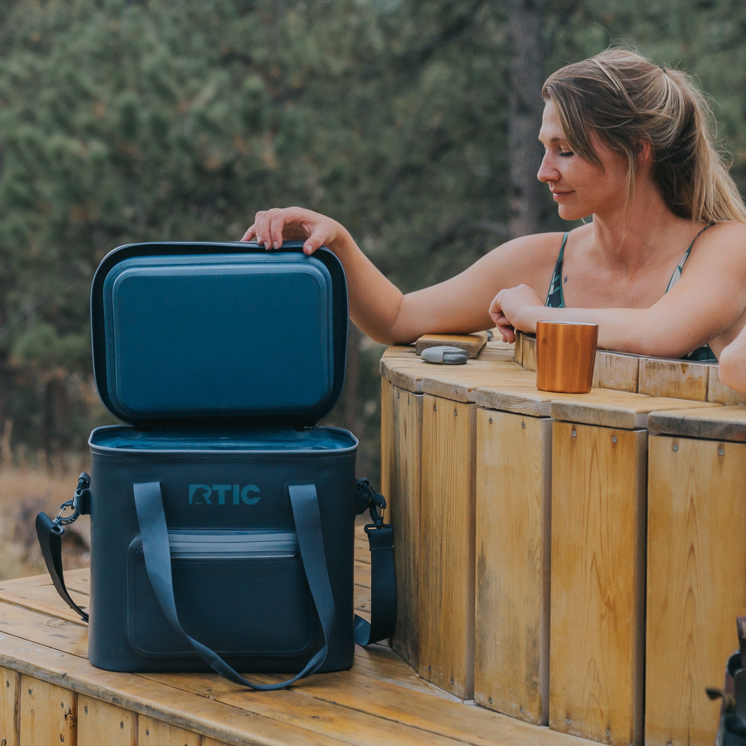 Ultra-Tough Soft Cooler Pro (KER1)