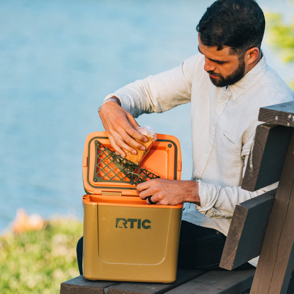 8 QT Road Trip Personal Cooler (KCQB)