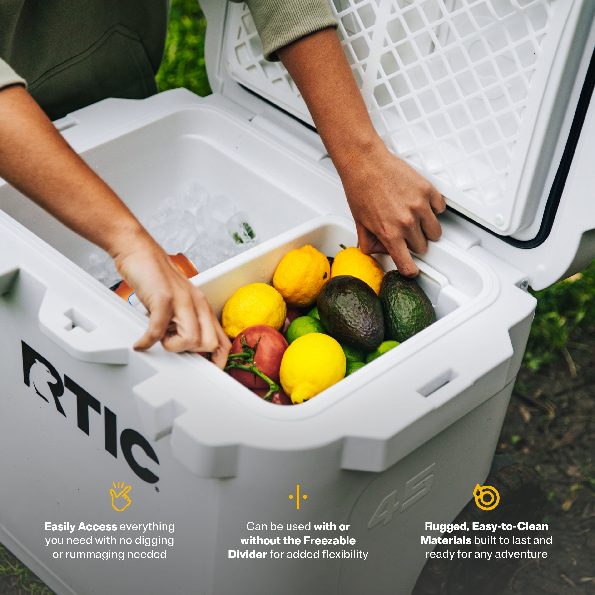 45 QT Ultra-Tough Wheeled Cooler (9A6U)