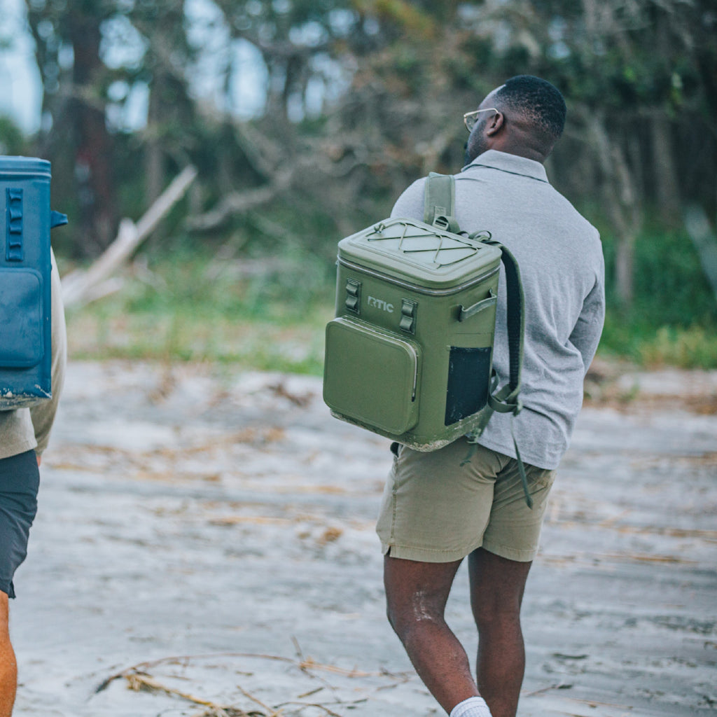 Ultra-Tough Backpack Cooler (EFMA)