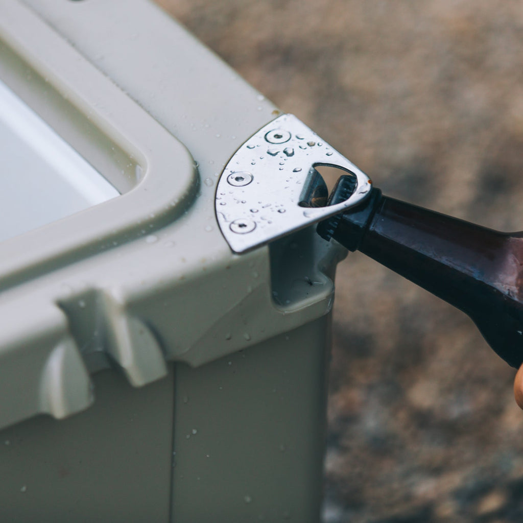 45 QT Ultra-Tough Cooler (XEZZ)