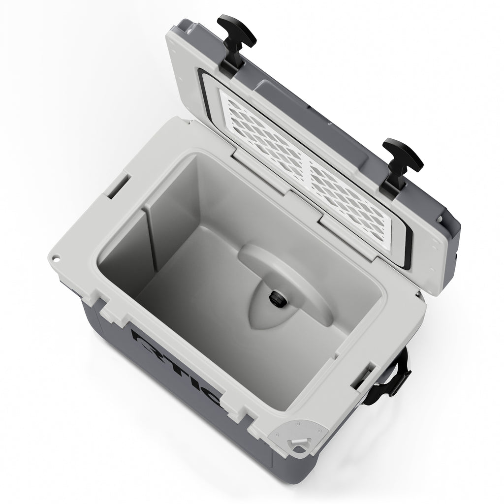 22 QT Ultra-Light Cooler (8KFY)